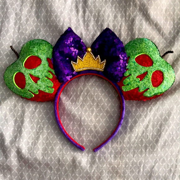Custom Glow In the Dark & Light Up Disney Villains Poison Apple Mickey Ears - Picture 1 of 4